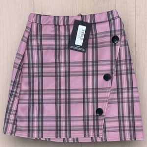 New PrettyLittleThing plaid Skirt size 6